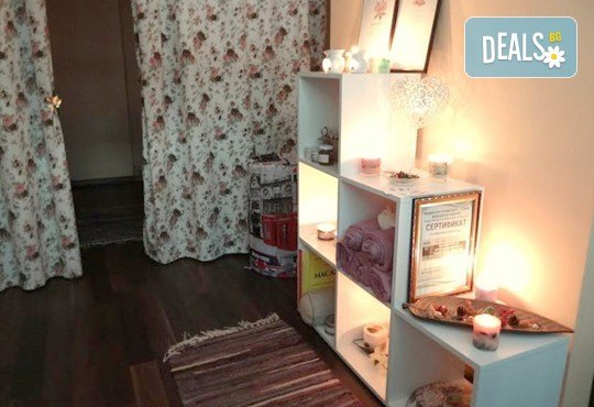 Шоколадов масаж за двама и комплимент - чаша червено вино, в My Spa! Потопете се в света на удоволствието за двама! - Снимка 3