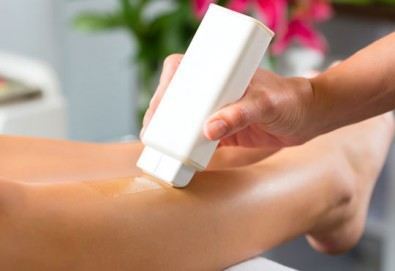 Постигнете съвършено гладка кожа с кола маска на цяло тяло за жени в салон за красота Relax Beauty!