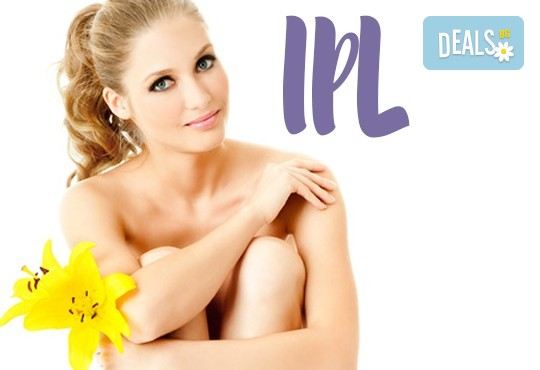 Безболезнена и дълготрайна IPL фотоепилация на цяло тяло (14 зони) + 2 малки зони за жени в салон Орхидея! - Снимка 1