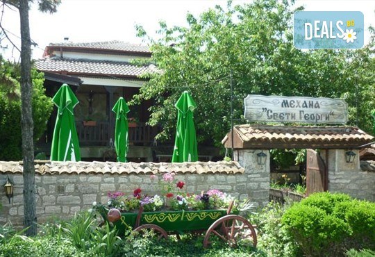 Златно лято в слънчева Каварна! 1/2/3 нощувки със закуски в семеен хотел Свети Георги, безплатно за дете до 4г. - Снимка 6