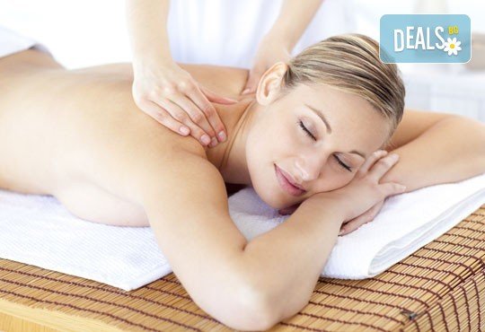 Арома масаж на гръб с масло жасмин, алое и лавандула при рехабилитатор в Студио БЕРЛИНГО до Mall of Sofia - Снимка 2