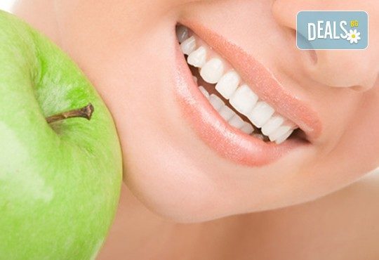 Лечение на зъбен кариес и поставяне на фотополимерна пломба с висококачествен фотополимер, преглед и план за лечение от д-р Чорбаджаков, ж.к. Дружба - Снимка 2