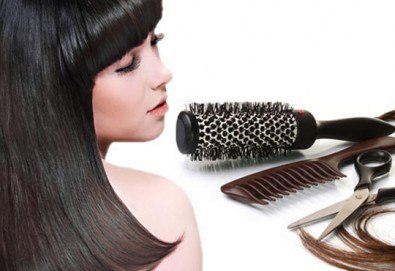 Съживете косата си с пакет услуги по избор! Измиване, подхранване с продукти на L'oreal, подстригване и прическа със сешоар, в Ивани Стил!