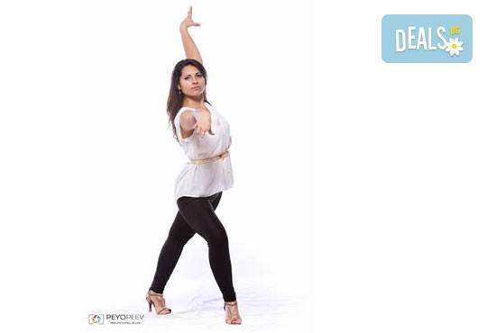 Красиво тяло! 5 посещения на занимания по избор: народни танци или аеробика в зала Dance It! - Снимка 2