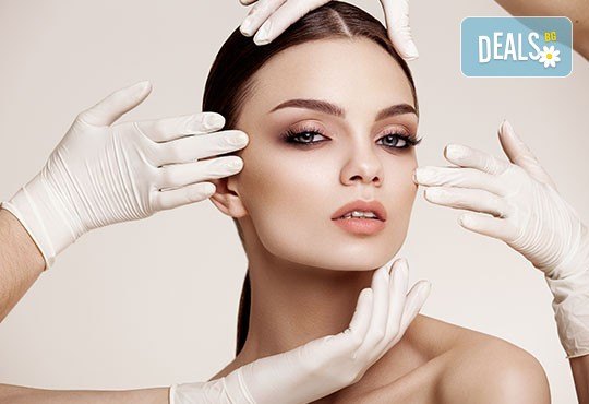 Дълбоко почистване на лице с ултразвук и терапия по избор - хидратираща, детоксикираща или анти бръчки в студио за красота La Coupe! - Снимка 1