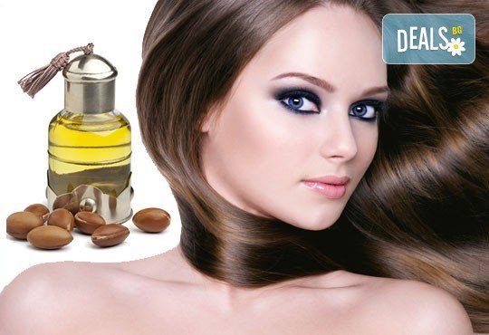 За красива визия! Подстригване, кератинова или арганова терапия и подсушаване или ретро преса по избор в студио Ma Belle! - Снимка 1