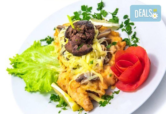 Имате повод да празнувате? Ресторант Интелкооп, Пловдив, Ви предлага четиристепенно празнично меню с богат избор, за 10 човека, на супер цена! - Снимка 2