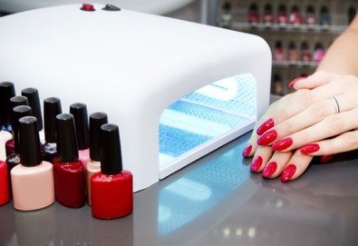 Красиви нокти! Маникюр с Shellac на S&A и сваляне на стар гел лак в студио за красота Аделайн!