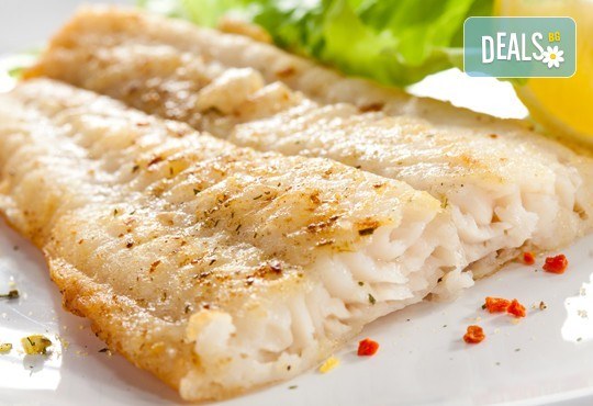 Вечеря за двама в BALITO! Две порции крехка бяла риба пане + пресни пържени картофки и апетитен сос тартар - Снимка 1