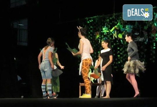 На театър с децата! Гледайте Любопитното слонче по Р. Киплинг, на 17.10. от 19 ч.,Театър Виа Верде, Открита сцена Сълза и Смях, камерна сцена - Снимка 4