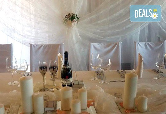 Цялостна организация на сватбено тържество, координатор на сватбения ден + водещ на изнесен ритуал от MUSIC for You! - Снимка 10