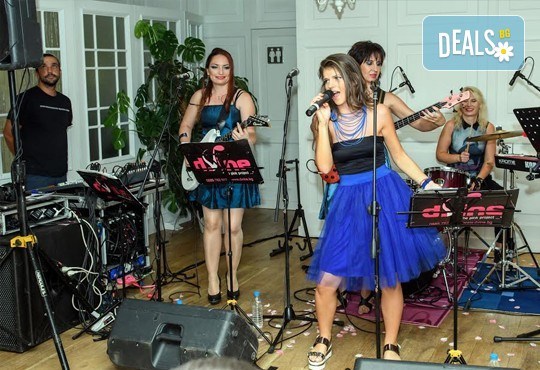 Цялостна организация на сватбено тържество, координатор на сватбения ден + водещ на изнесен ритуал от MUSIC for You! - Снимка 8