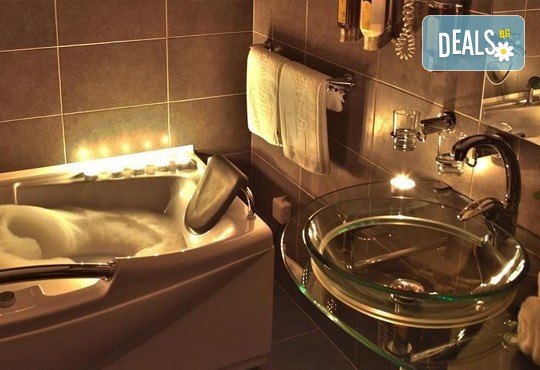 Посрещнете Новата 2017-та година в Ниш с Дари Травел! 3 нощувки, 3 закуски и 1 вечеря в хотел My Place 4* Ниш, транспорт и богата програма - Снимка 4