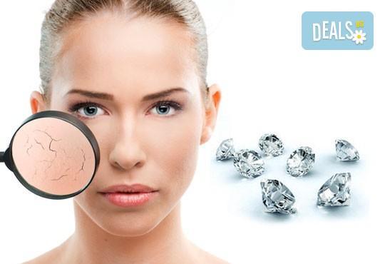 За свежо и красиво лице! Диамантено микродермабразио и успокояваща маска за лице от Магнифико! - Снимка 1