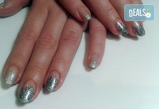 Нежни ръце и красиви нокти! Траен маникюр с най-новите гел лакове на Astonishing Nails и декорации по избор от Дерматокозметични центрове Енигма - Снимка 18
