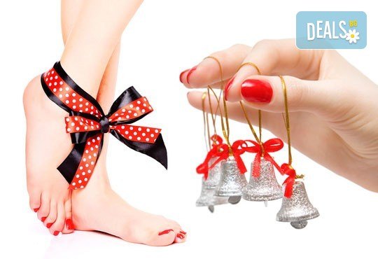 Класически маникюр и педикюр с лакове OPI в студио за красота Дежа Вю, Студентски град! - Снимка 1