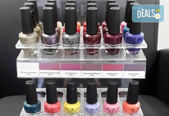 Класически маникюр и педикюр с лакове OPI в студио за красота Дежа Вю, Студентски град! - Снимка 8