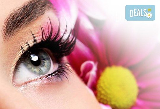 Удължаване и сгъстяване на мигли косъм по косъм от норка от салон Flowers 2 в Хаджи Димитър - Снимка 1