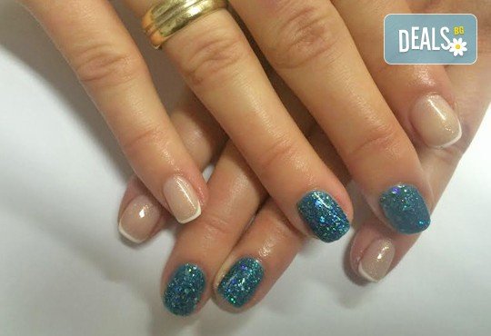 Маникюр с гел лак, френски маникюр или маникюр с ефект котешко око и пигменти с огледален ефект и премахване на стар гел-лак в Gold Fitness and Lounge - Снимка 6