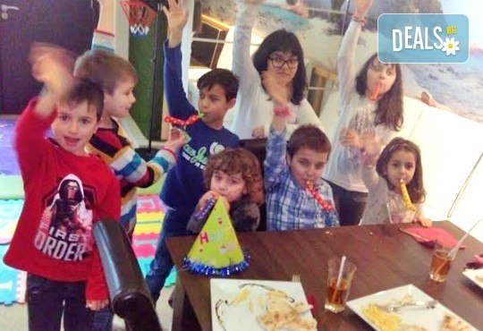 Незабравими моменти! Детски рожден ден или парти - до 15 деца над 3 г. в ресторант MFusion, Варна! - Снимка 5