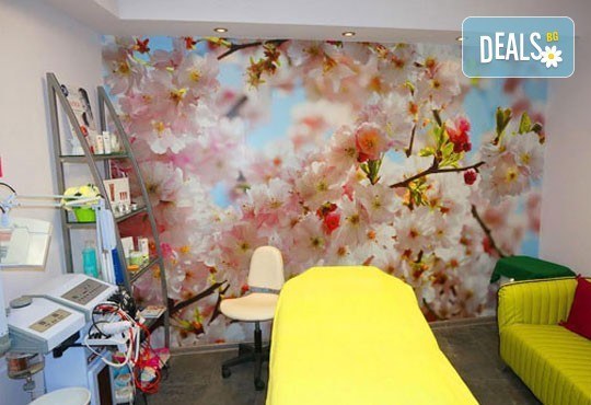 Лазерна епилация с диоден лазер на зона по избор и 50% отстъпка от цената на следващите 2 процедури в салон за красота Мелани! - Снимка 3