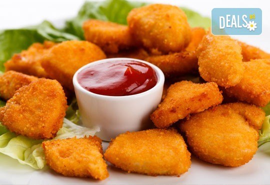 Вкусно предложение от Бадемовата къща, Панчарево! 1 порция пилешки хапки или плескавица плюс бира! - Снимка 2