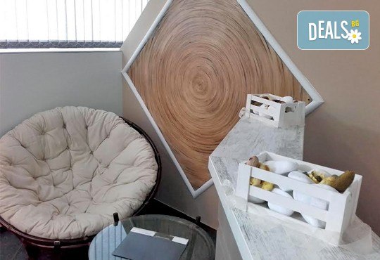 Тонизирайте кожата на лицето си! Масаж на лице, деколте и шия плюс маска във VALERIE BEAUTY STUDIO - Снимка 4