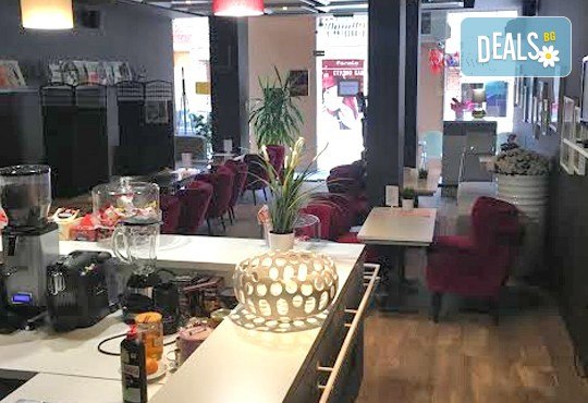 1 час частно парти! Изберете кафе-сладкарница Фон-Фон в Борово за своя празник или фирмено събитие! - Снимка 3