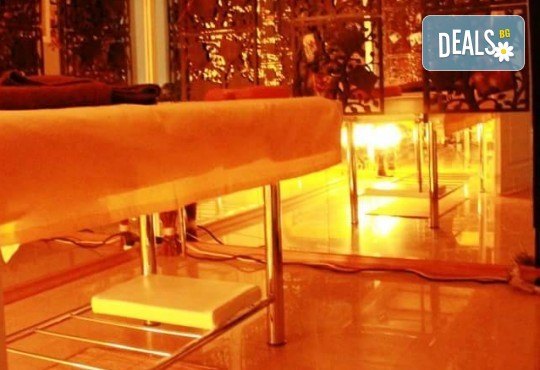 Украсете ноктите си с бляскавите цветове на гел лаковете на Bluesky и 2 декораци в салон Лаура стайл! - Снимка 5