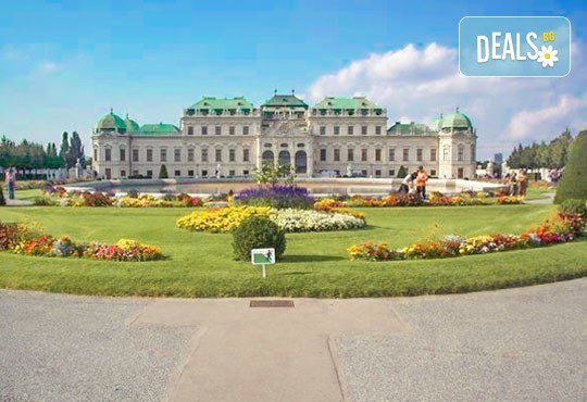 Предколедна екскурзия до Будапеща! 2 нощувки, 2 закуски и 1 вечеря в Classic Hotel 3*, транспорт и възможност за посещение на Виена - Снимка 5