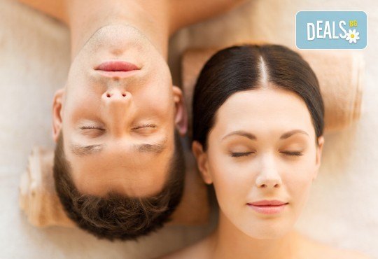 Празнична романтика! 60-минутен релаксиращ масаж на цяло тяло за двойки и бонус: масаж на лице от студио за красота Giro! - Снимка 2