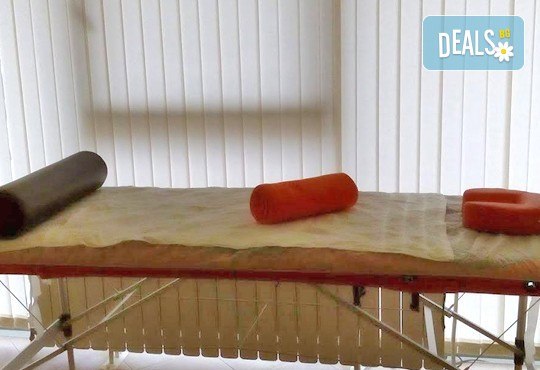 Време за пълен релакс! Масаж на цяло тяло на четири ръце в салон за красота Beauty Zone в Люлин 8! - Снимка 4
