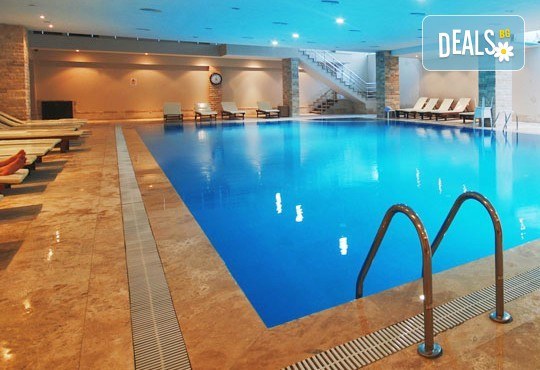 Нова година на Мраморно море, Турция! 2 нощувки, 2 закуски, 1 обикновена и 1 празнична вечеря: All Inclusive в Silver Side Hotel 5*, транспорт от Варна и Бургас - Снимка 7