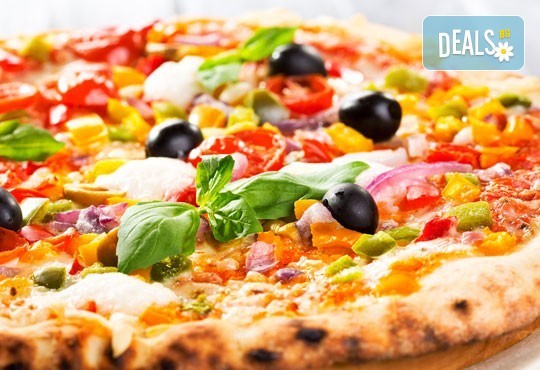Опитайте най-вкусната пица в цяла София! Заповядайте в ресторант Felicita by Leo's и вземете изкусителна италианска пица по Ваш избор! - Снимка 11