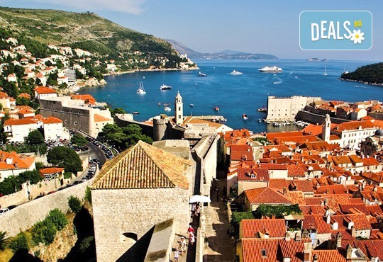 Нова година в Черна гора и посещение на Хърватия! 4 нощувки със закуски и вечери, транспорт, посещение на Дубровник, Будва и Котор! - Снимка 7