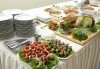 150 деликатесни коктейлни хапки и мини еклери с мус от риба тон, пушена сьомга, пуешко и топено сирене, шоколадов мус и много други от Густос Кетъринг! - thumb1 2