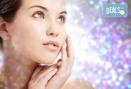 Погрижете се за кожата на лицето си! Вземете диамантено микродермабразио и кислородна терапия с ултразвук в салон Вили! - Снимка 1