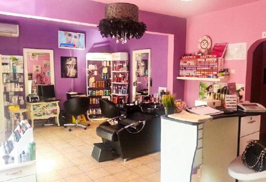 Класически маникюр с гел лак SNB/Bluesky и 2 декорации с печати или гел върху естествен нокът и маникюр с лак China Glaze в салон Flowers - Снимка 5