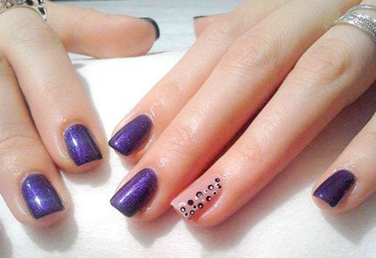 Класически маникюр с гел лак SNB/Bluesky и 2 декорации с печати или гел върху естествен нокът и маникюр с лак China Glaze в салон Flowers - Снимка 7