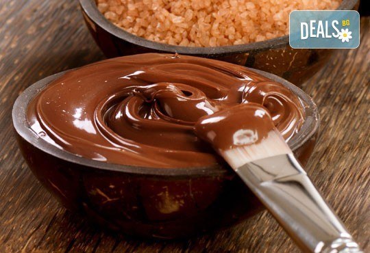 Шоколадова приказка! Шоколадов синхронен масаж за ДВАМА с какаов крем или шоколадово олио в Chocolate Studio - Снимка 2