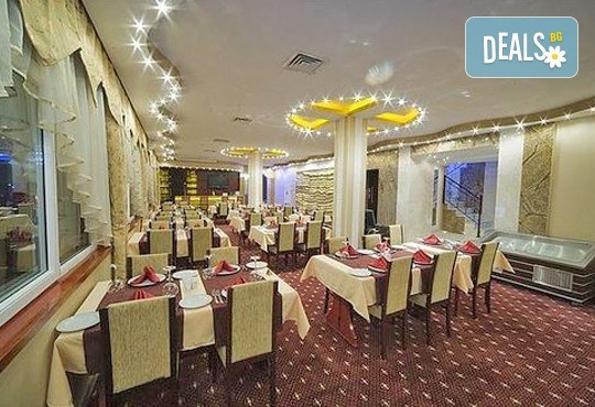 Посрещнете Новата 2017-та година в Истанбул, с Глобус Турс! 2 нощувки със закуски в хотел Ikbal delux 4* и транспорт, от Глобус Турс! - Снимка 8