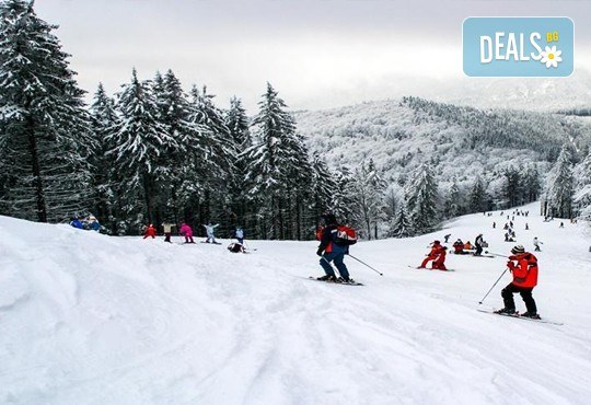 На ски в Румъния през февруари с Дари Травел! 4 нощувки със закуски в хотел Bavaria 3* в Бущени и транспорт - Снимка 2