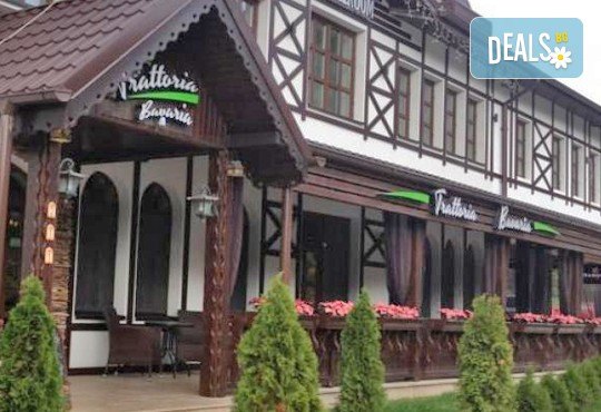 На ски в Румъния през февруари с Дари Травел! 4 нощувки със закуски в хотел Bavaria 3* в Бущени и транспорт - Снимка 3