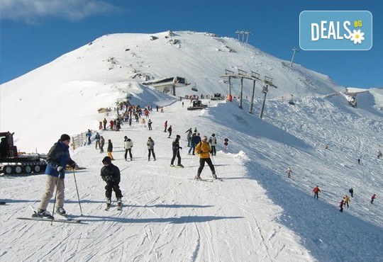 На ски почивка в Синая, в сърцето на Карпатите със Запрянов Травел! 4 нощувки със закуски в хотел Regina 3*, застраховка - Снимка 5