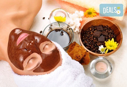 В шоколад до уши! 60-минутен масаж с шоколад на цяло тяло и масаж на лице с натурално какаово масло в студио GIRO - Снимка 1