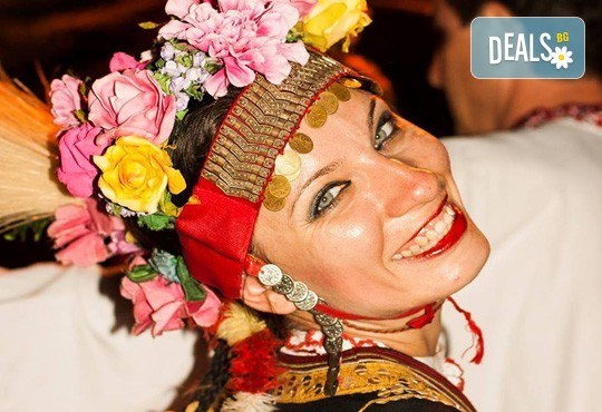 Запознайте се с автентичния български фолклор! 5 посещения на народни танци в клуб за народни танци Хороводец! - Снимка 8