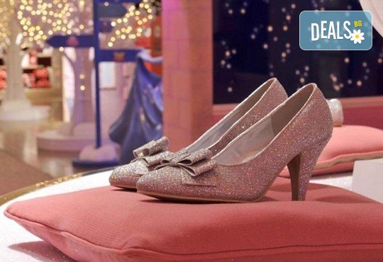 Екскурзия до Дисниленд в Париж за 1 юни! 4 нощувки със закуски в хотел по избор, самолетен билет, летищни такси и трансфери - Снимка 7