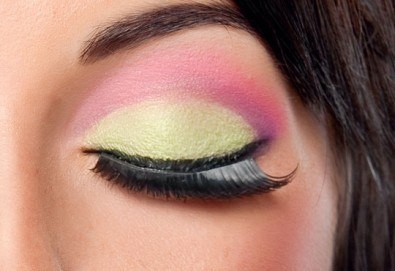 Копринени мигли! Удължаване и сгъстяване на мигли чрез метода косъм по косъм и 30% отстъпка от поддръжка в студио за красота Ma Belle!