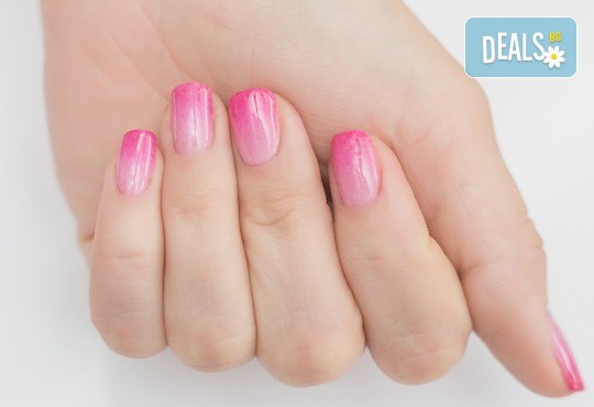 Класически маникюр или френски с гел лак BlueSky, Gelish или термо гел лак, магнитен гел лак, 4 декорации или 3D елементи за вграждане и СПА терапия - Снимка 3