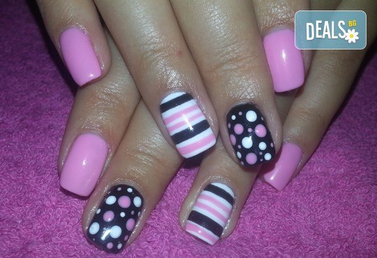 Класически маникюр или френски с гел лак BlueSky, Gelish или термо гел лак, магнитен гел лак, 4 декорации или 3D елементи за вграждане и СПА терапия - Снимка 11
